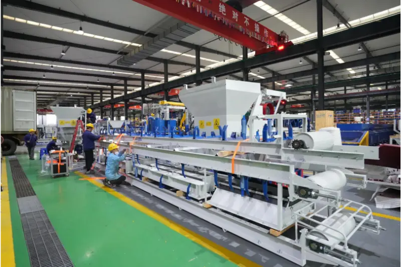 Ang tagsibol ay ang perpektong oras para sa pagsusumikap at pag-unlad. Ang Quangong Machinery Co., Ltd. ay abala sa pagpapadala ng mga kalakal sa ibang bansa.