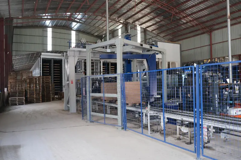 Paano Pumili ng Maaasahang Concrete Block Manufacturing Solution Provider